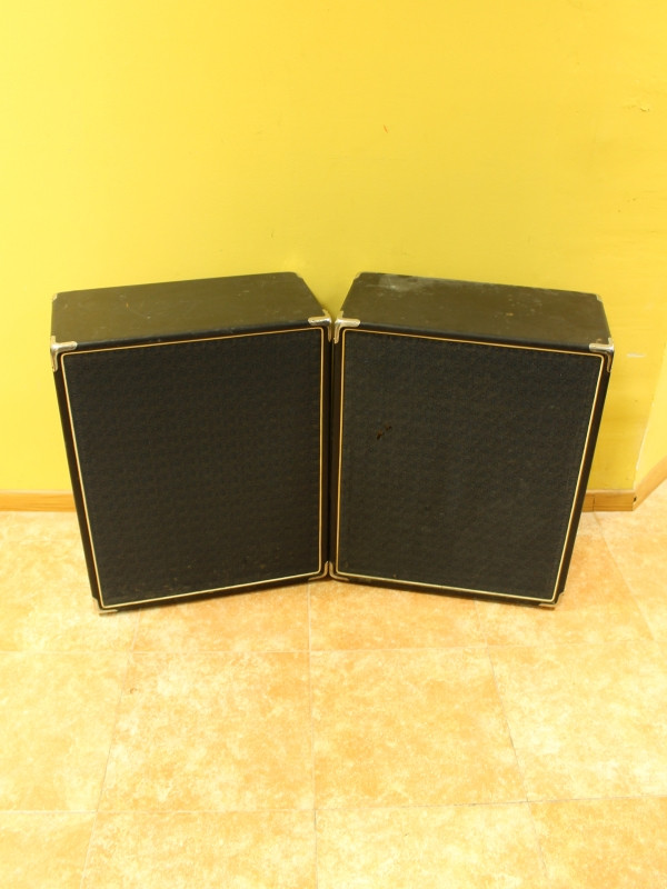 Box Pair with RFT Speakers